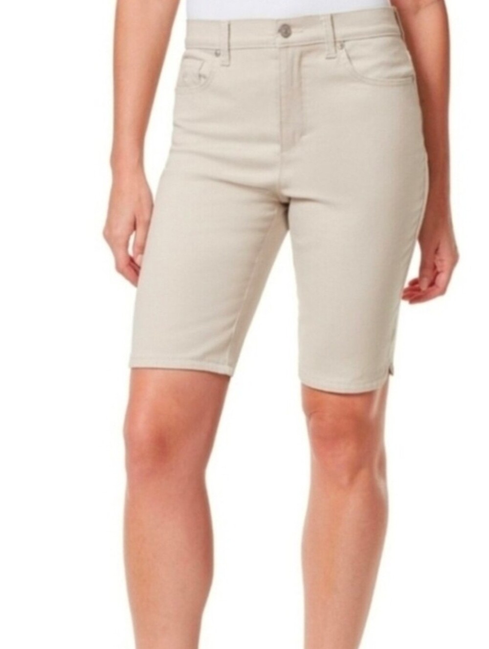 Gloria Vanderbilt Women Tan Belted Bermuda Short Size 8 NWT